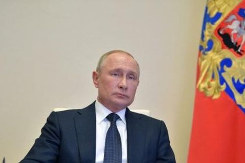 Tổng thống Putin gia hạn lệnh phong tỏa nước Nga tới 11/5