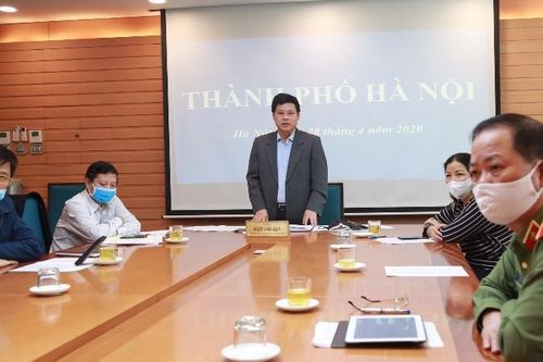 Hà Nội vẫn còn hơn 4.000 người phải cách ly tại cộng đồng