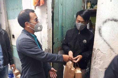 Hà Nội phê duyệt kinh phí hơn 505 tỷ đồng hỗ trợ người có công, đối tượng bảo trợ xã hội, người nghèo, cận nghèo