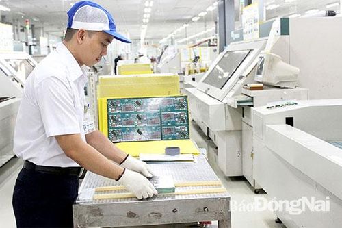 Từ sân nhà nhỏ hẹp đến sân chơi quốc tế