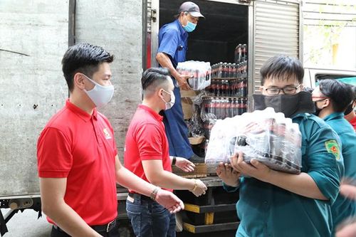 Doanh nghiệp Việt gửi gắm yêu thương, chung sức cùng Khánh Hòa đẩy lùi đại dịch COVID-19