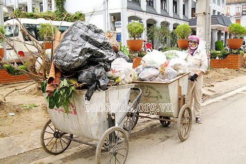 Quản lý chặt chẽ các chất thải rắn