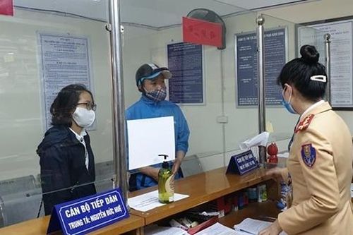 Mới chỉ có 5 người nộp phạt vi phạm giao thông qua cổng dịch vụ công Quốc gia