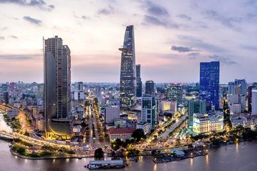 Tự hào thành phố rực rỡ tên vàng