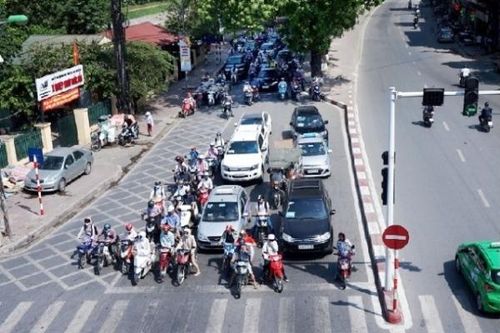 Nếu thấy vi phạm về giao thông dịp nghỉ lễ, hãy gọi ngay số điện thoại này