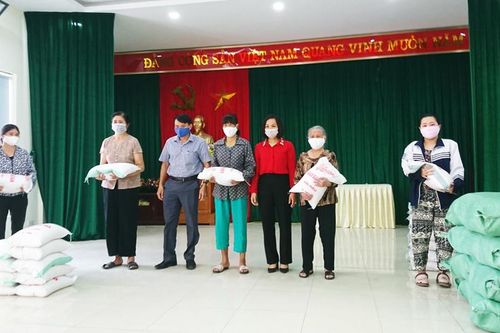 Hà Đông: Hỗ trợ hơn 10.000 lượt đối tượng chính sách bị ảnh hưởng bởi dịch Covid-19