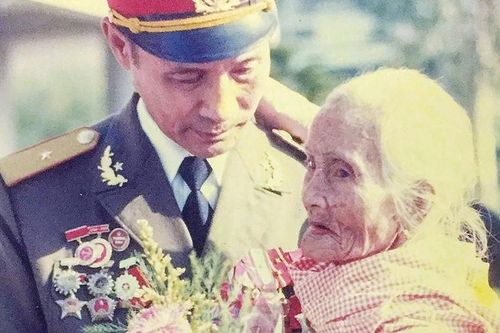 Lòng Dân như nước