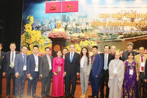 Kiều bào đóng góp thiết thực vào khối đại đoàn kết dân tộc