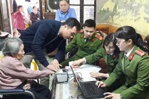 Hành động đẹp khiến người dân xúc động của công an TP Hải Phòng