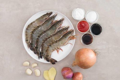 Cách làm món tôm chiên sốt cà chua đâmk đà hương vị quê hương