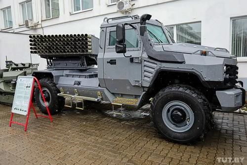 Bỏ qua Nga, Syria muốn mua pháo phản lực 'hàng khủng' của Belarus