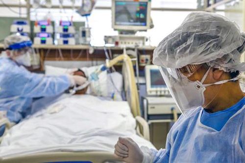 Dịch COVID-19 ngày 1/5: Thế giới có 3.330.803 ca mắc bệnh, 234.769 ca tử vong