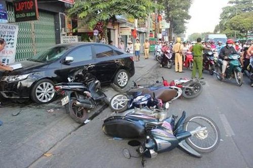 23 người chết vì tai nạn giao thông ngày thứ hai kỳ nghỉ lễ