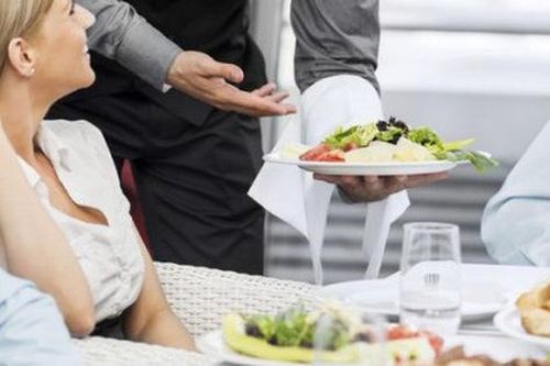 9 món ăn mà nhân viên nhà hàng khuyên bạn tuyệt đối không gọi