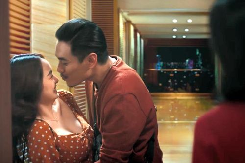 Cặp đôi mặn nồng Kiều Minh Tuấn - Kaity Nguyễn tái ngộ