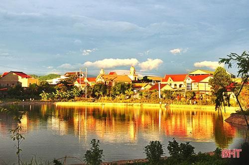 'Mê mẩn' trước vẻ đẹp hoàng hôn lãng mạn miền sơn cước Hà Tĩnh
