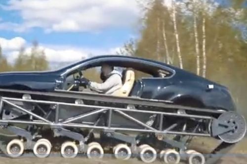 Xế sang Bentley lột xác thành xe tăng cực độc đáo