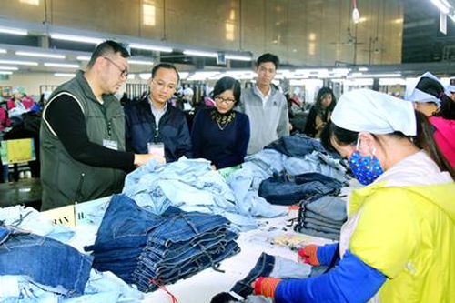 'Cầu nối' giữa doanh nghiệp và người lao động