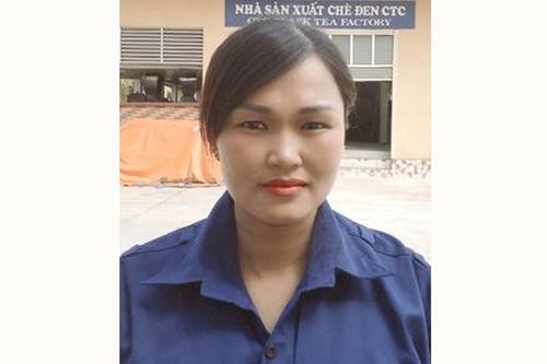 Nữ công nhân xuất sắc
