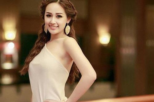Mai Phương Thúy tiết lộ về người yêu đại gia