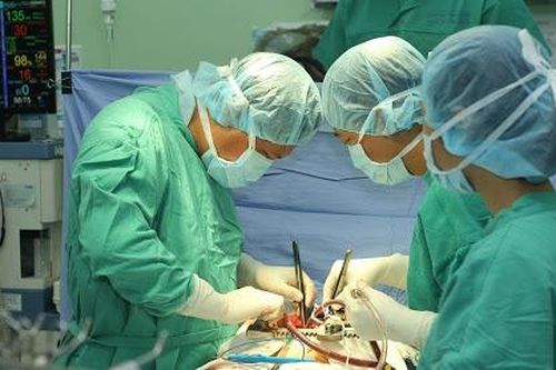 Đảm bảo cung ứng thuốc chống đông protamine trong phẫu thuật tim - lồng ngực