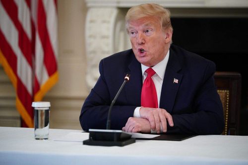 Tổng thống Trump đe dọa trừng phạt Trung Quốc