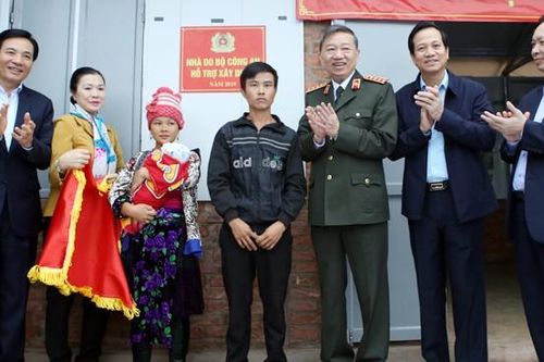 Người Mông ở Mường Nhé gửi Thư cảm ơn Bộ trưởng Tô Lâm