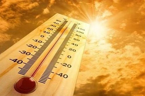 Nắng gay gắt dài ngày ở Hà Nội và khắp miền Bắc, nhiệt độ cao nhất trên 40 độ C