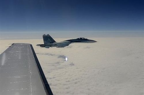 Mỹ kêu gọi 'bắn hạ Su-35 của Nga' nếu bị quấy rối