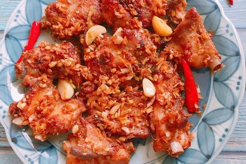 Làm ngay sườn chiên sả ớt đậm đà, hao cơm chiêu đã cả nhà