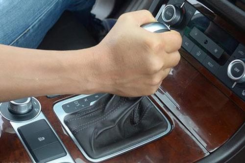 Liệu hộp số sàn còn được trọng dụng trong tương lai?