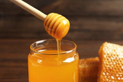 8 thực phẩm an toàn có thể hóa thành chất độc 'giết' sức khỏe nếu ăn theo cách này