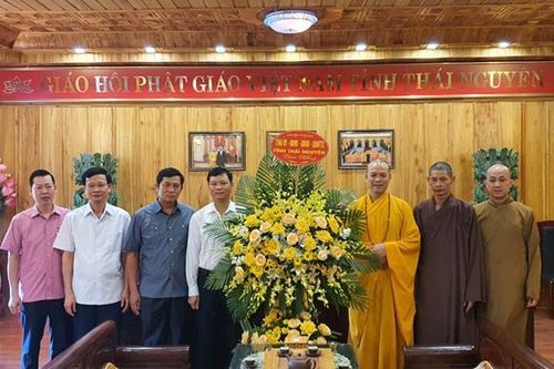 Thái Nguyên : Chính quyền tỉnh chúc mừng Phật đản