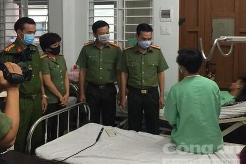 Thăm hỏi CBCS PCCC bị thương khi chữa cháy