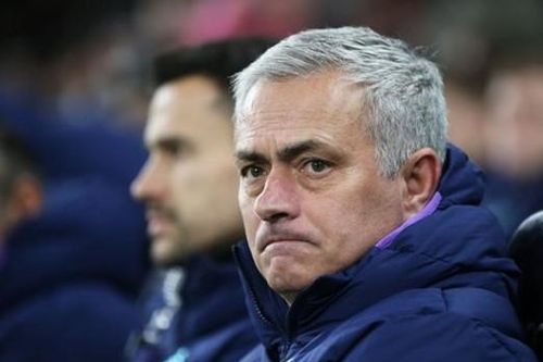 Tottenham cạn tiền, HLV Mourinho 'méo mặt'