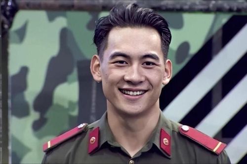 Những cảnh vệ điển trai được dân mạng tìm kiếm