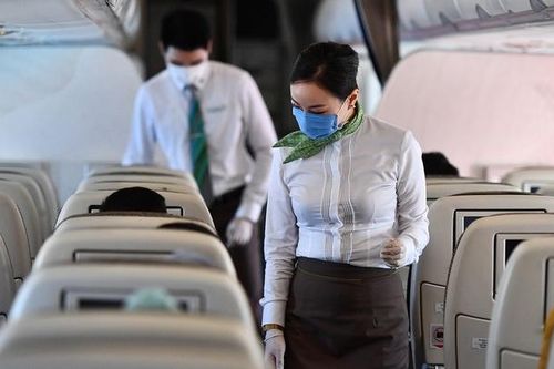 Các hãng hàng không được đề xuất giảm một loạt phí, lệ phí