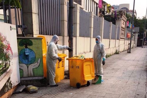 Chuyện thu gom, xử lý rác thải y tế ở Thanh Xuân