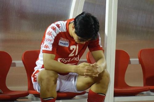 Công Phượng đang ở giữa ngã ba đường