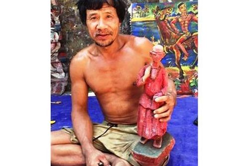 'Ý điên' mê điêu khắc