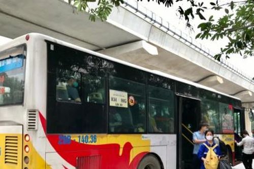 Hà Nội: Xe buýt hoạt động 100% sau nghỉ lễ 30/4