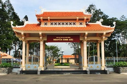 Tháng Năm, bồi hồi về thăm Khu di tích cụ Nguyễn Sinh Sắc