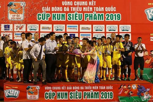 Sông Lam Nghệ An làm chủ nhà VCK Thiếu niên và vòng loại U15 toàn quốc 2020