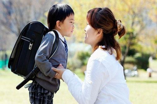 5 bài học quý giá để nuôi dạy con trai trưởng thành, mạnh mẽ cha mẹ cần biết