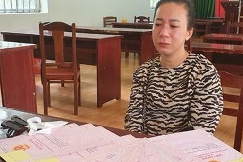 Làm giả 12 giấy tờ đất, chiếm đoạt gần 3 tỷ đồng