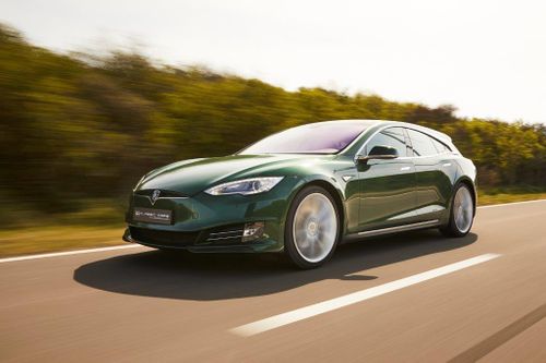 Xe điện Tesla độc nhất có giá gần 250.000 USD