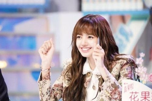 Lisa Blackpink tiết lộ thứ nhất định phải có nếu muốn thành công