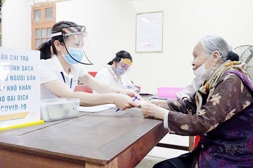Bưu điện Việt Nam chung tay vượt khó