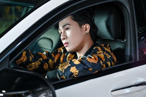 Dù đứng một mình, Jack vẫn thành công khi ca khúc mới đạt 100 triệu lượt xem