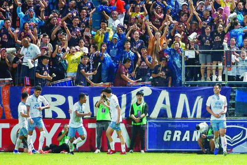 Mặt trái của Thai-League